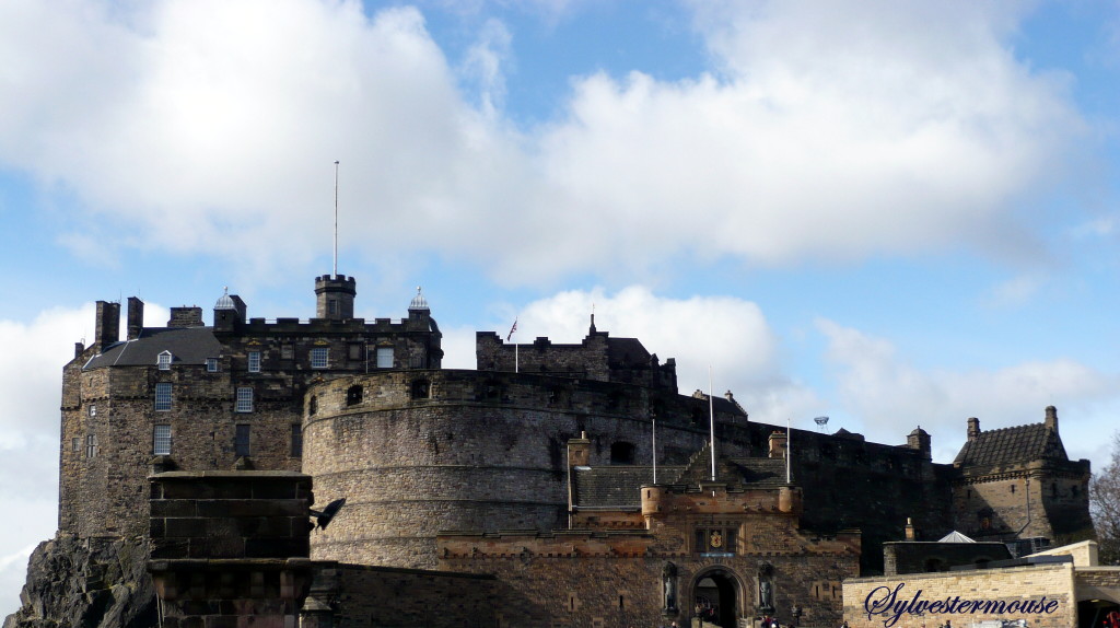 Edinburgh Castle by Sylvestermouse